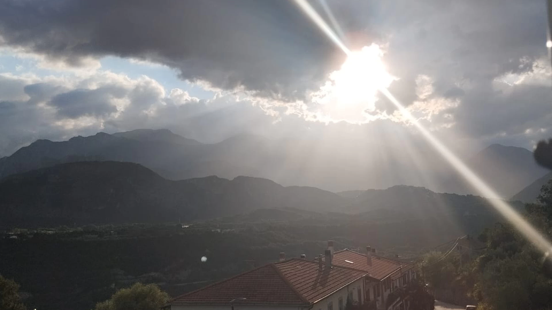 Il 24 luglio a Cerro al Volturno nella frazione Valloni il laboratorio eco-artistico “Inchiostro botanico” di Giada Iannetta.